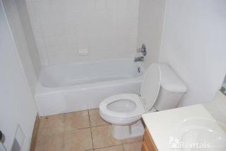 204 La Fontenay Ct, Louisville KY  40223-3002 exterior