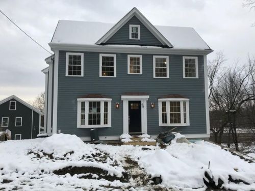 60 Pleasant Vw Rd, Arlington MA  02476-8018 exterior