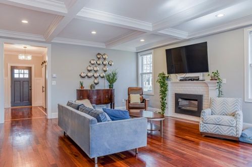 330 Rdg St, Arlington MA 02474-1719 exterior