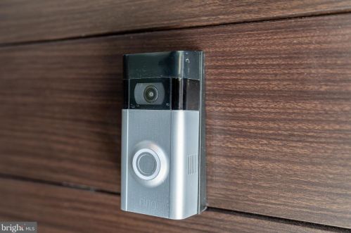 2027 Christian St, Philadelphia PA 19146-2619 exterior