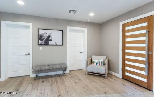 3226 39th St, Phoenix AZ  85018-6482 exterior