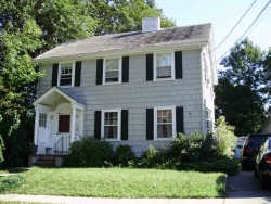 81 Prairie Ave, Newton, MA 02466-1614