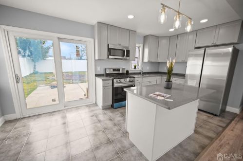 86 Marion St, Carteret NJ  07008-2027 exterior