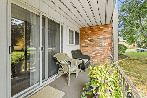 79 Fountain Ln, Weymouth, MA 02190-2170