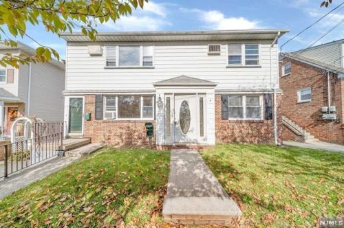 36 Jannarone St, Belleville NJ  07109-2336 exterior