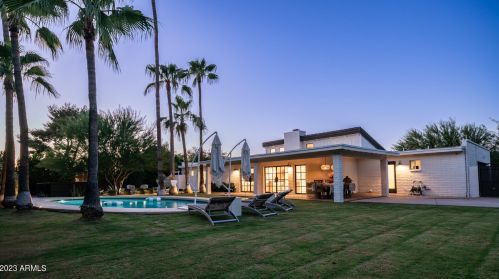 5851 Sharon Dr, Scottsdale AZ  85254-3725 exterior