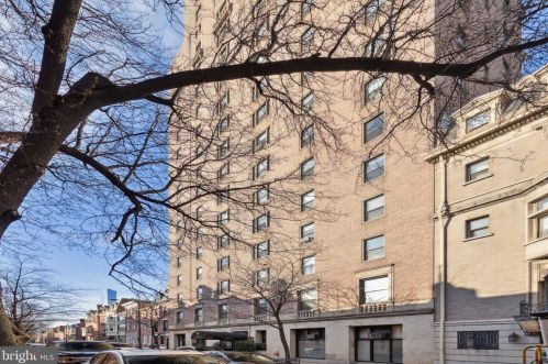 2031 Locust St, Philadelphia PA 19103-5613 exterior