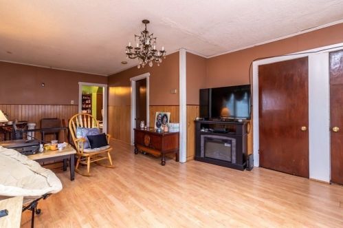 326 Mulberry St, Fall River MA 02721-1317 exterior