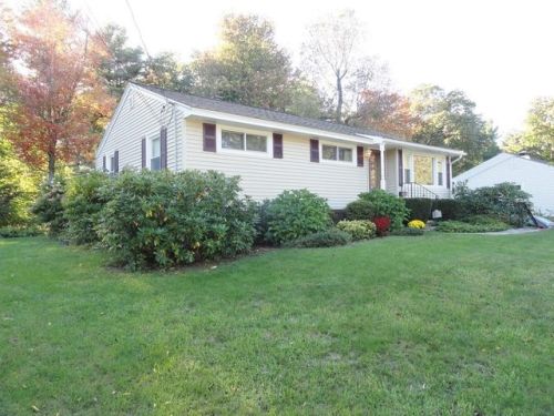111 Homestead Rd, Holden, MA 01520-1741