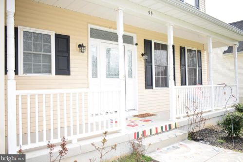 94 Drift Ave, Trenton NJ 08648-3505 exterior