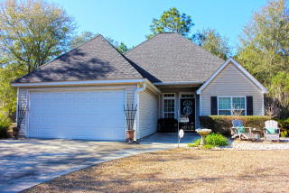 1640 Redfish Dr, Darien, GA 31305-3350