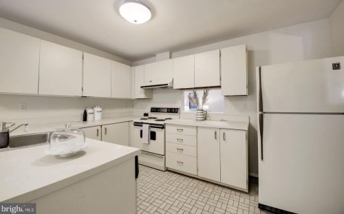 11874 New Country Ln, Columbia MD  21044-4406 exterior