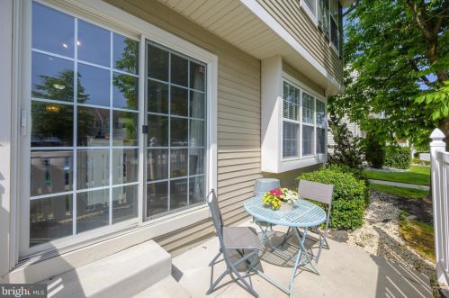 2202 Beacon Hill Dr, Erial NJ  08081-1175 exterior