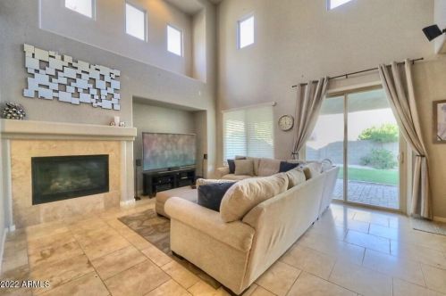 21623 39th Way, Phoenix, AZ 85050-4901