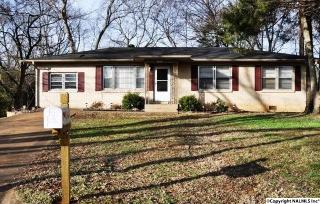 1901 Canterbury Cir, Huntsville, AL 35816-1713