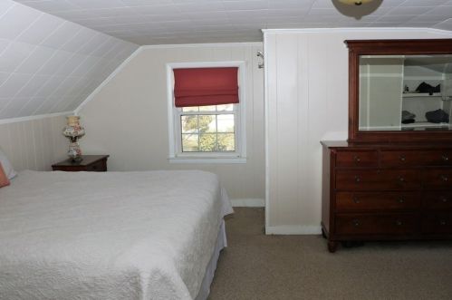 372 St, Weymouth MA 02191-1330 exterior