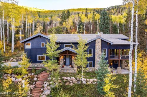 2505 Bear Holw Dr, Park City UT 84098-8524 exterior