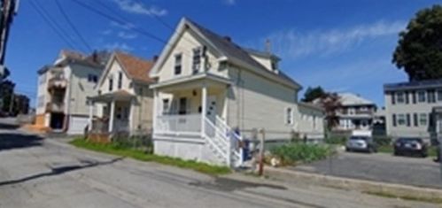 3 Berkeley Ct, Lawrence, MA 01841-1932