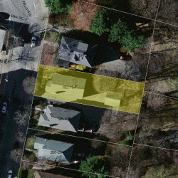 194 Sumner St, Newton MA 02459-1954 aerial view