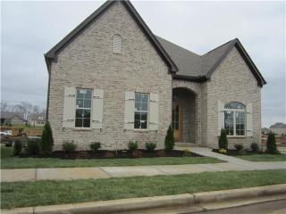 1697 Noah Ln, Gallatin, TN 37066-7581