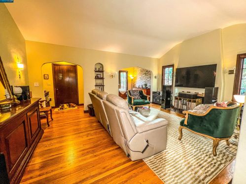 1080 Lee Ave, San Leandro, CA 94577-2938