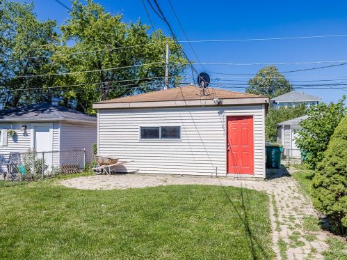 2642 Kenilworth Ave, Forest View IL 60402-2211 exterior