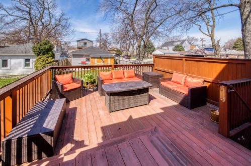 1400 Home Ave, Forest View IL 60402-1618 exterior