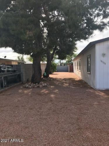 18228 2nd Pl, Phoenix, AZ 85022-1010