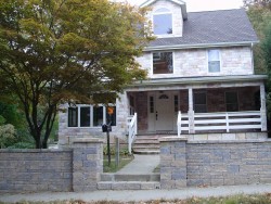 141 Jackson St, Newton, MA 02459-2520