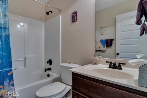 176 Way Point Dr, Stockbridge GA 30281-4050 exterior