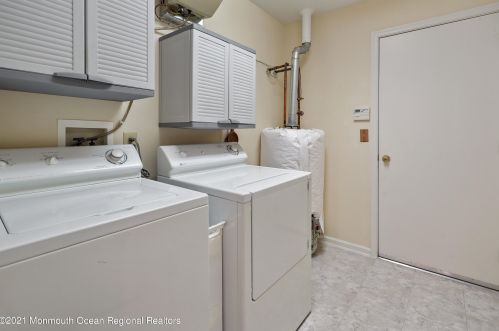 11 Manchester Ct, Jackson Twp NJ 08527-3972 exterior