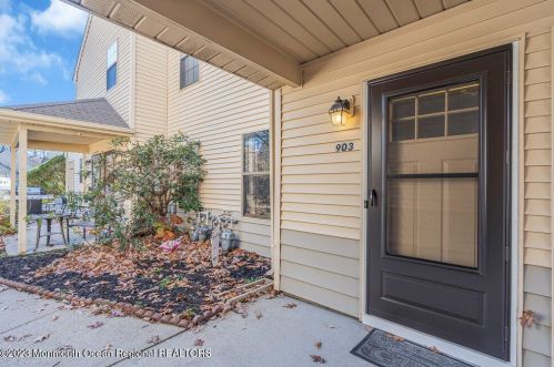 903 Callas Ct, Jackson Twp NJ  08527-4129 exterior