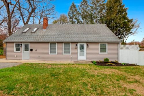 32 Janet Cir, Shrewsbury, MA 01545-5935