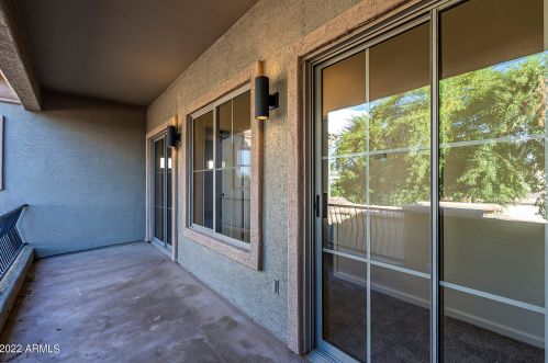 603 Beautiful Ln, Phoenix AZ 85042-7074 exterior