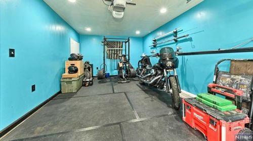 331 Skyline Lake Dr, Skyline Lakes NJ  07456-1953 exterior