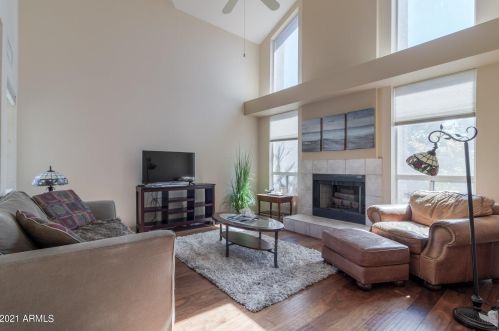 4013 Altadena Ave, Phoenix AZ 85029-3211 exterior