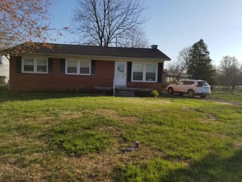 210 Merriwood Pkwy, Hopkinsville KY  42240-1525 exterior