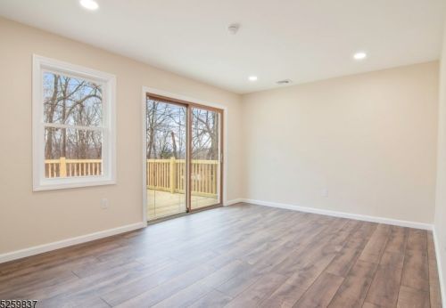 42 Smt Dr, Wantage NJ 07461-1239 exterior