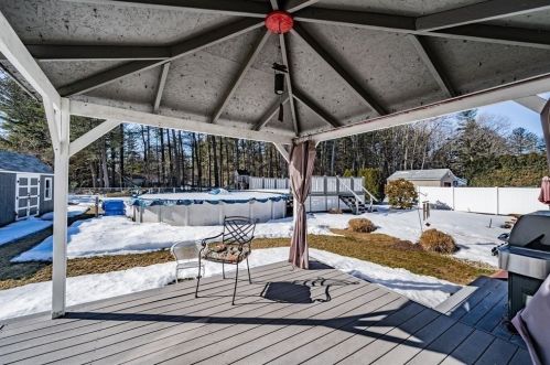 40 Frst Gln Dr, Montgomery MA 01085-4709 exterior