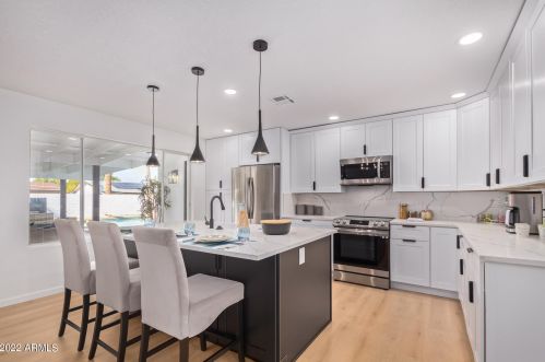 11826 38th Pl, Phoenix AZ  85028-1448 exterior