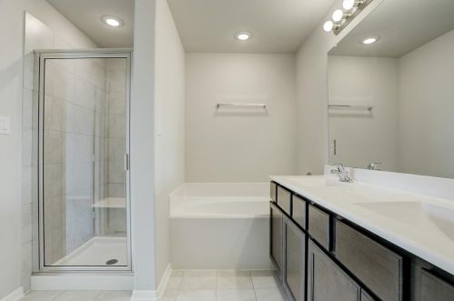 502 6 St, Morgans Point TX 77571-4910 exterior