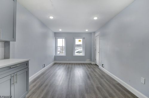 96 Greylock Ave, Belleville NJ 07109-3326 exterior