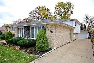 6633 41st St, Forest View, IL 60402-4158