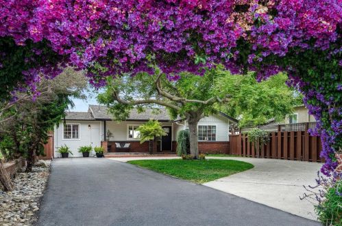 13135 Neptune Dr, San Leandro, CA 94577-3132