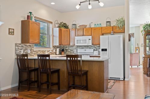 1729 Silver Spg, Park City UT 84098-6033 exterior