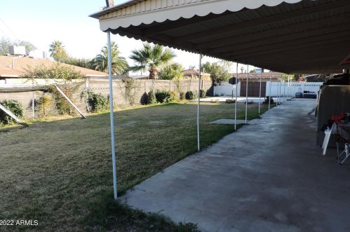 4001 61 St, Phoenix AZ 85033-1712 exterior