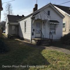 1426 Berry Blvd, Louisville KY  40215-1953 exterior