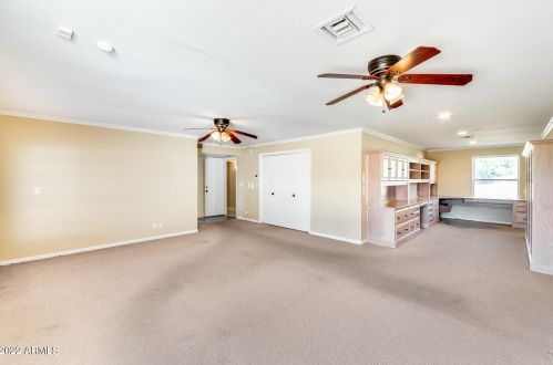 5501 Camelback Rd, Phoenix AZ 85033-1642 exterior