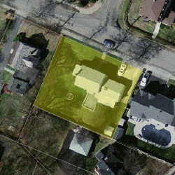 82 Fair Oaks Ave, Newton MA  02460-1219 aerial view