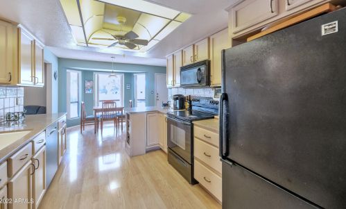 219 Carol Ann Way, Phoenix AZ 85032-4060 exterior